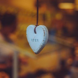 Meet your Posher, Love